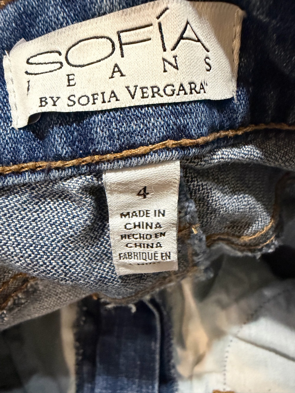 Sofia Jeans by Sofia Vergara Boyfriend Jeans Size 4 Distressed Medium Wash - Picture 8 of 11